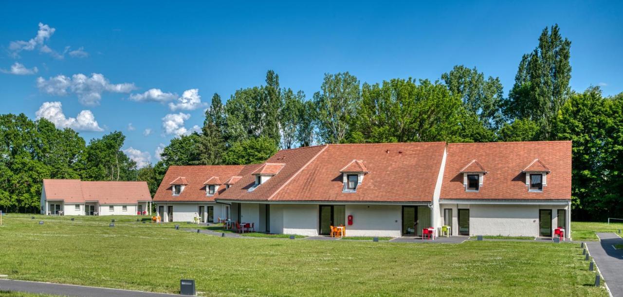 Hotel Lac D'Orient Mesnil-Saint-Pere Exterior photo